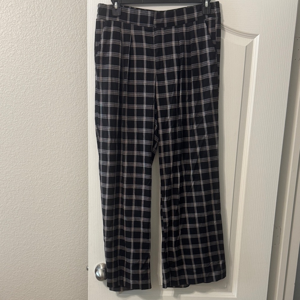 Torrid 10R Studio Plaid Pants NWT